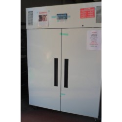 Armario refrigerado 2-Puertas OFERTA por golpe